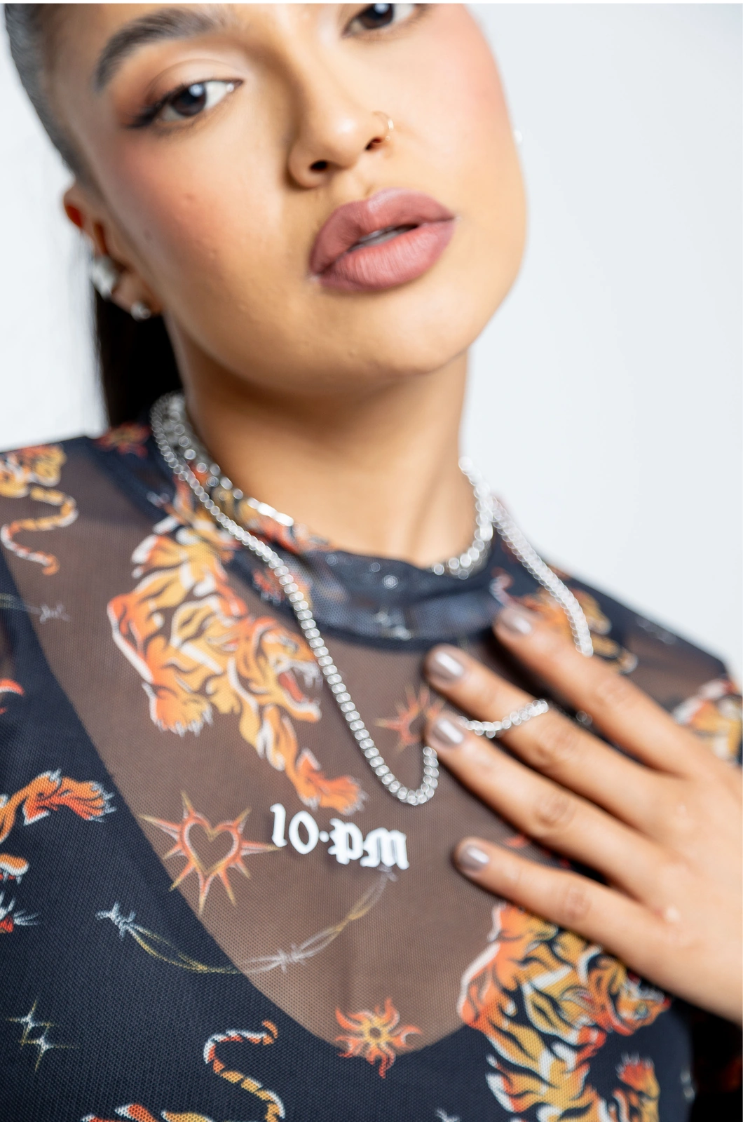 Tiger mesh cropped - Image 4