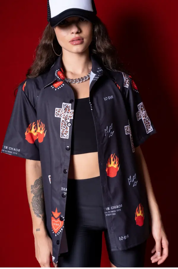 Alternative view of Beauty in chaos light shirt