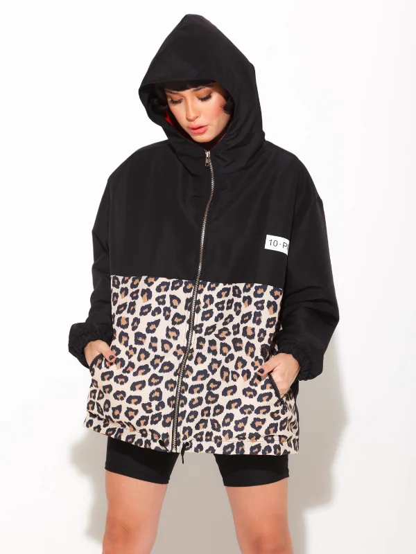 Alternative view of Leopard light jacket